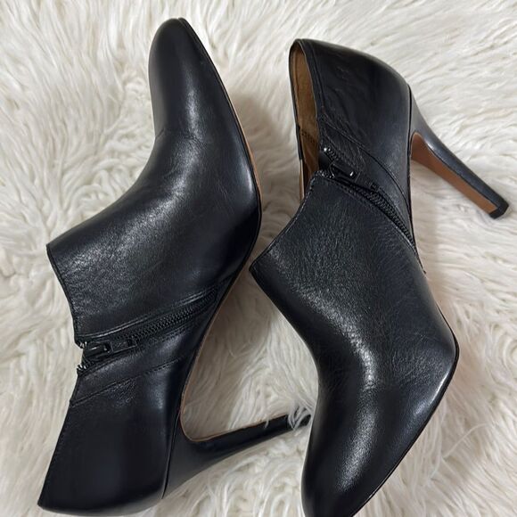 Coach Shoes - Coach Women's Black Leather Seneca Ankle Boots Size 10B